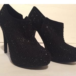Gianni Bini black rhinestone heels 6